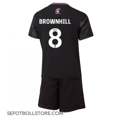 Burnley Josh Brownhill #8 Replika babykläder Bortaställ Barn 2024-25 Kortärmad (+ korta byxor)